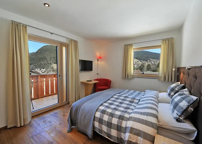 Apartments Cesa Leni