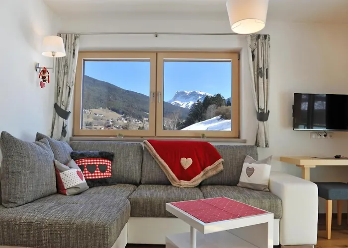 Apartments Cesa Leni